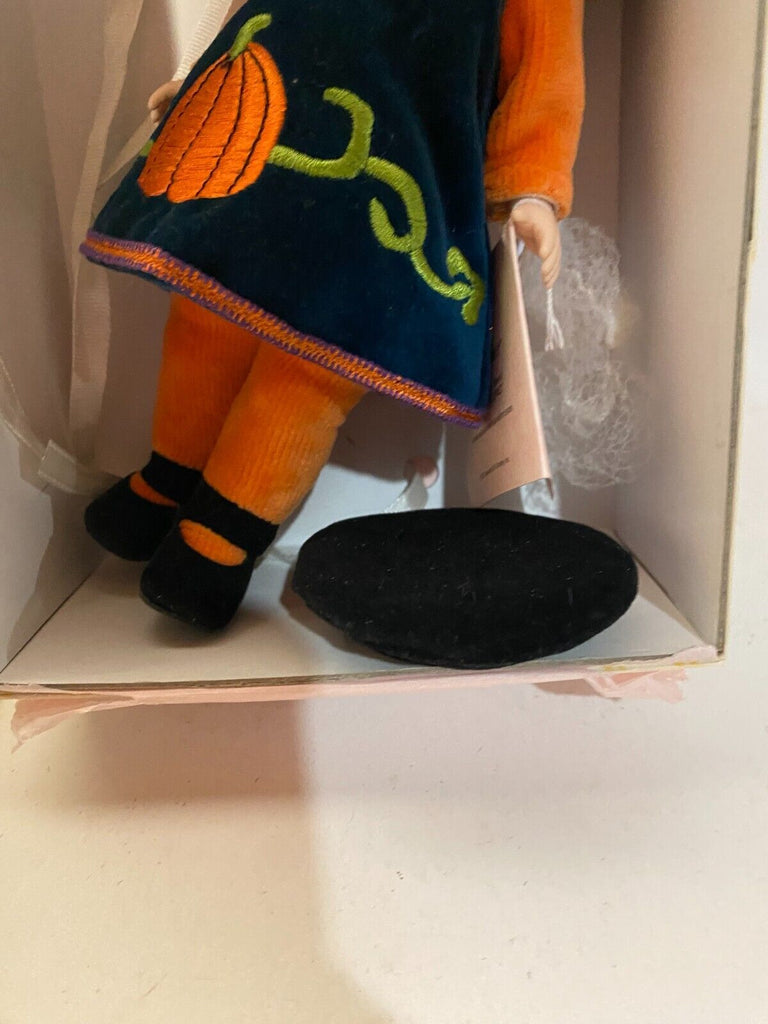 Madame 2024 Alexander doll w/ box 38180 Pumpkin Pie