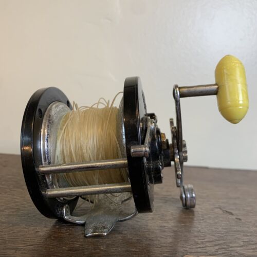 VTG Penn Fishing Reel No. 155 Made in USA Conventional Salt Water
